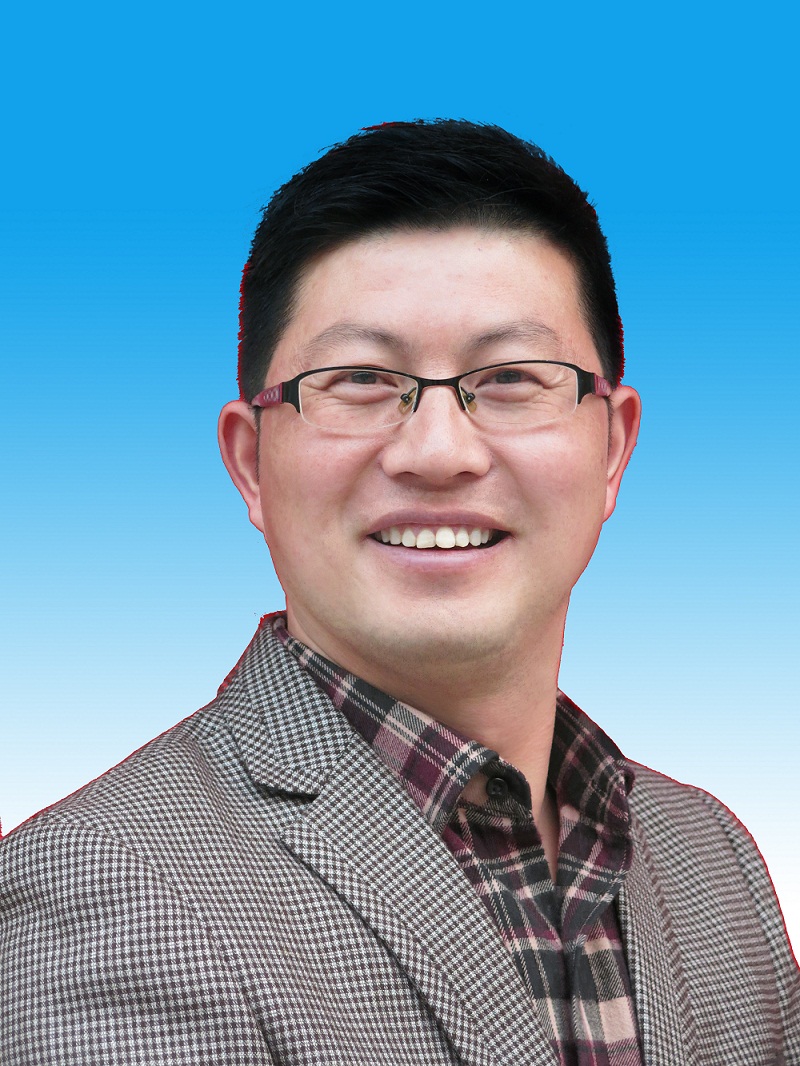 遂宁市文化广播电视体育和旅游局党组成员、机关党委书记：邓先勇