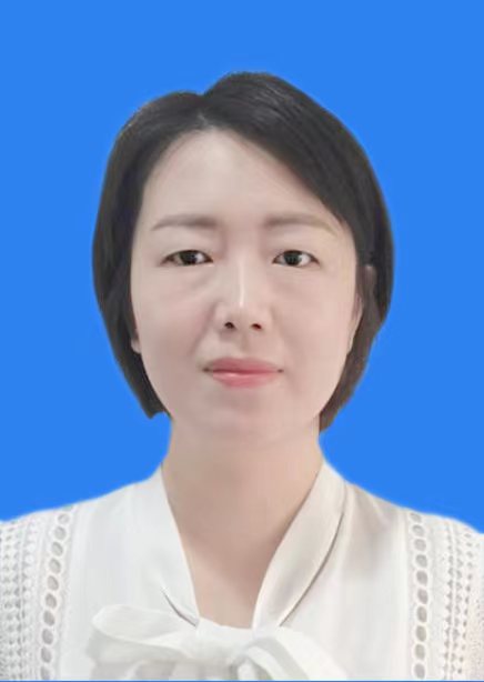 市统计局副局长：杨玲